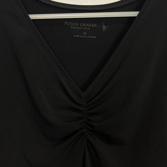Susan Graver Blouse Womens Size 1X Black Ruched VNeck 3/4 Sleeve Stretch - Picture 3 of 8